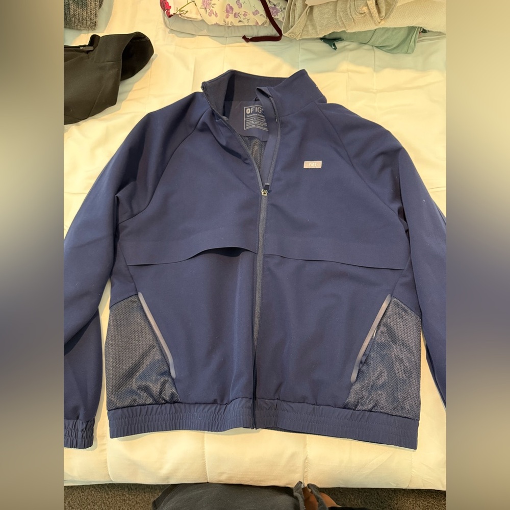 FIGS Sydney Technical Collection Scrub Jacket Women’s